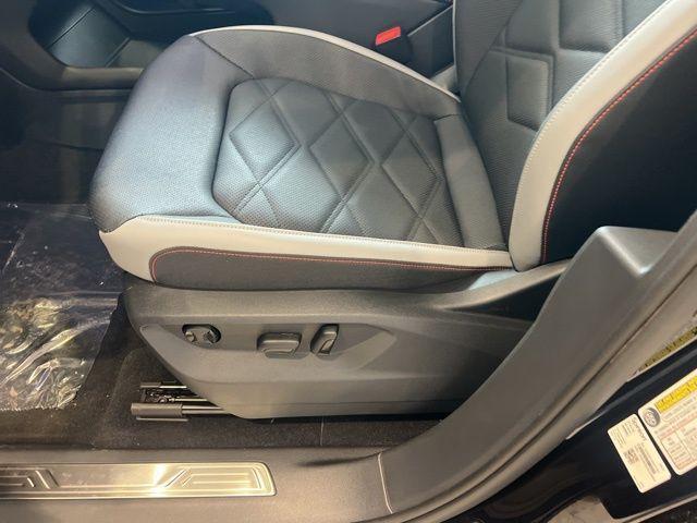 new 2025 Volkswagen Atlas car, priced at $48,611