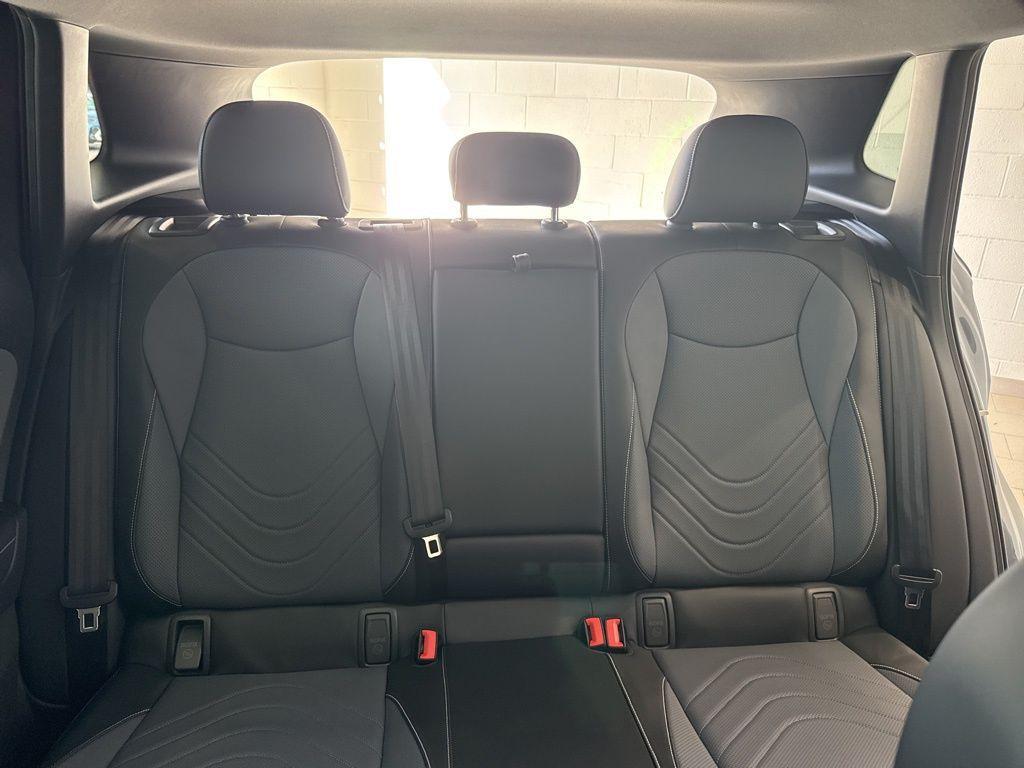 new 2025 Volkswagen Tiguan car, priced at $39,447