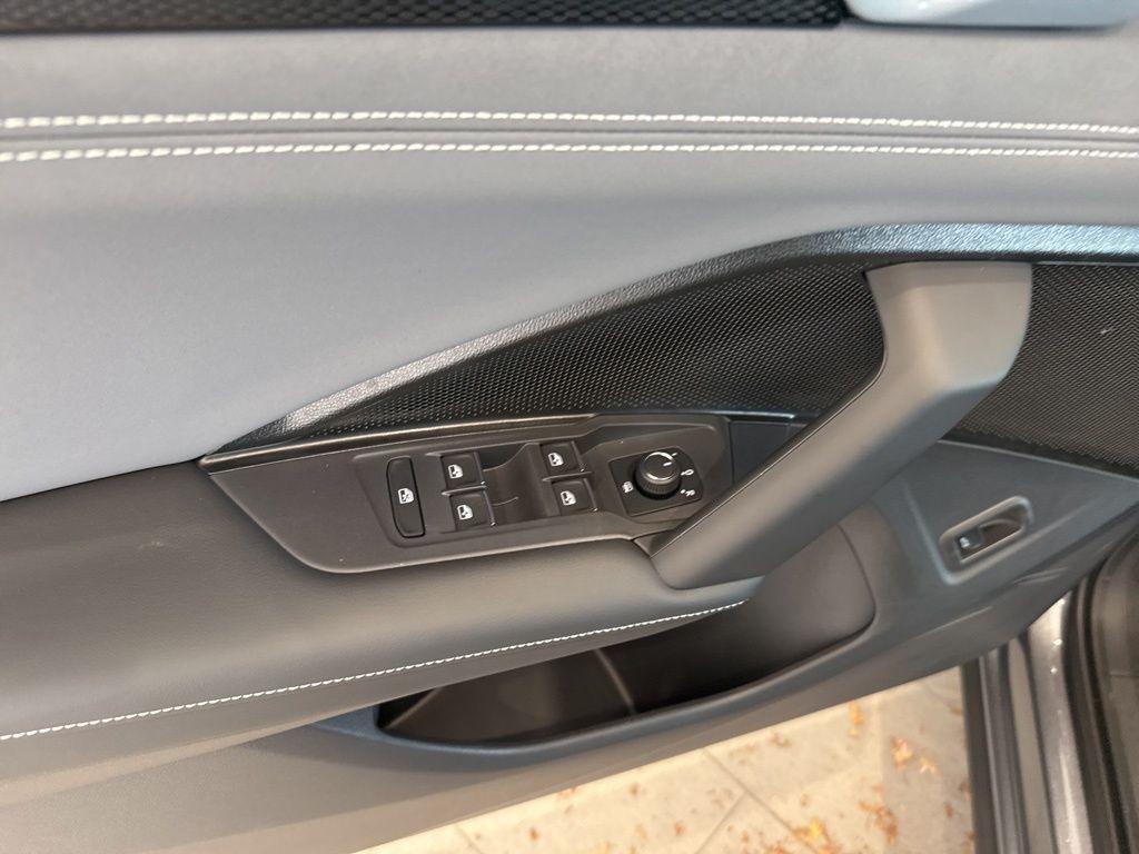 new 2025 Volkswagen Tiguan car, priced at $39,447
