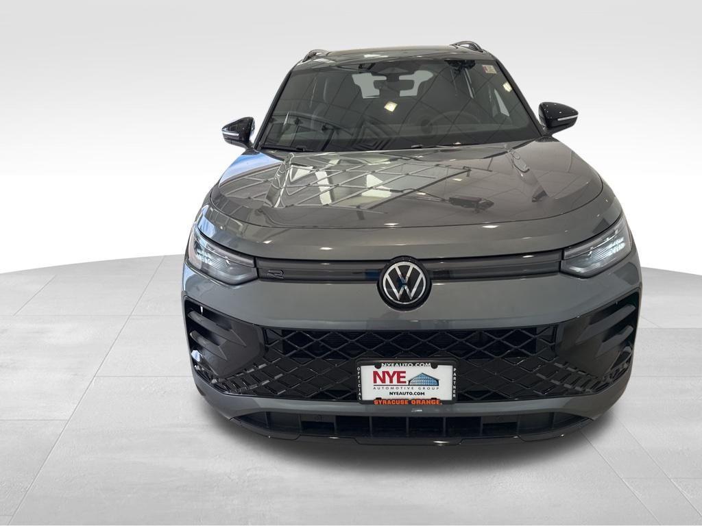 new 2025 Volkswagen Tiguan car, priced at $39,447