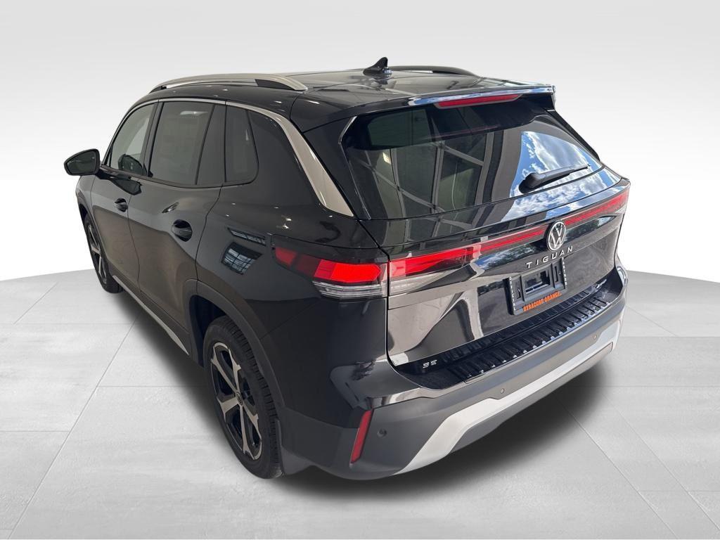 new 2025 Volkswagen Tiguan car, priced at $37,286