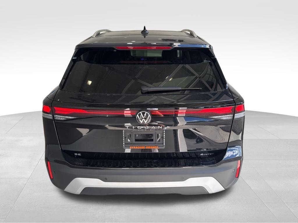 new 2025 Volkswagen Tiguan car, priced at $37,286
