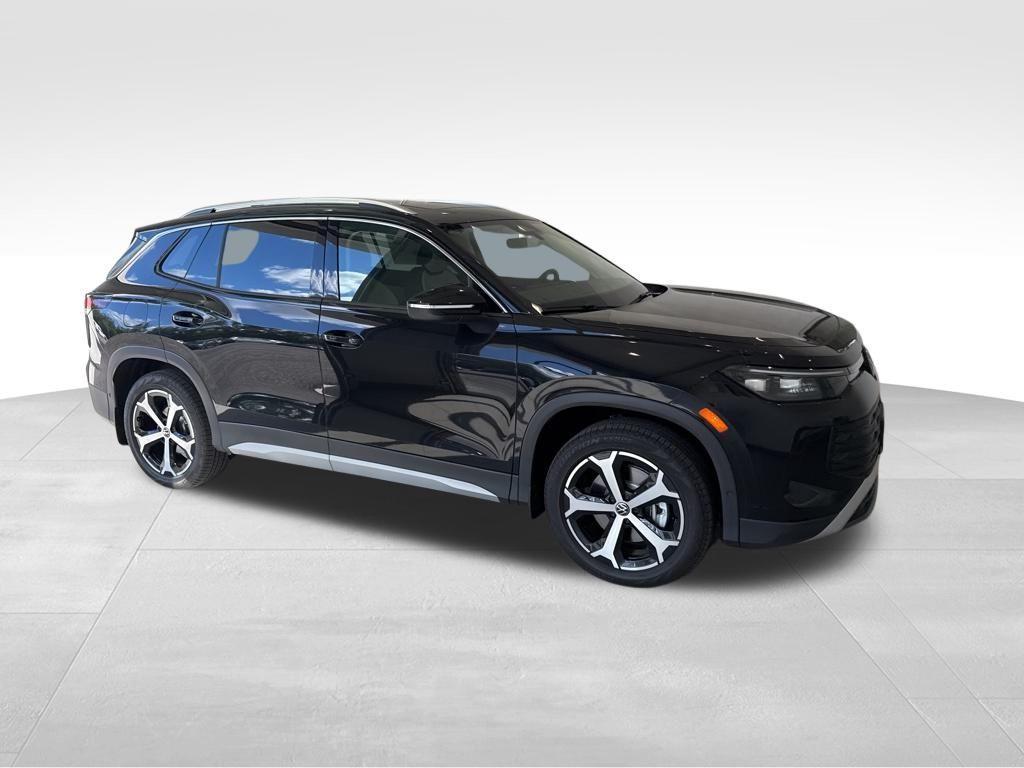 new 2025 Volkswagen Tiguan car, priced at $37,286
