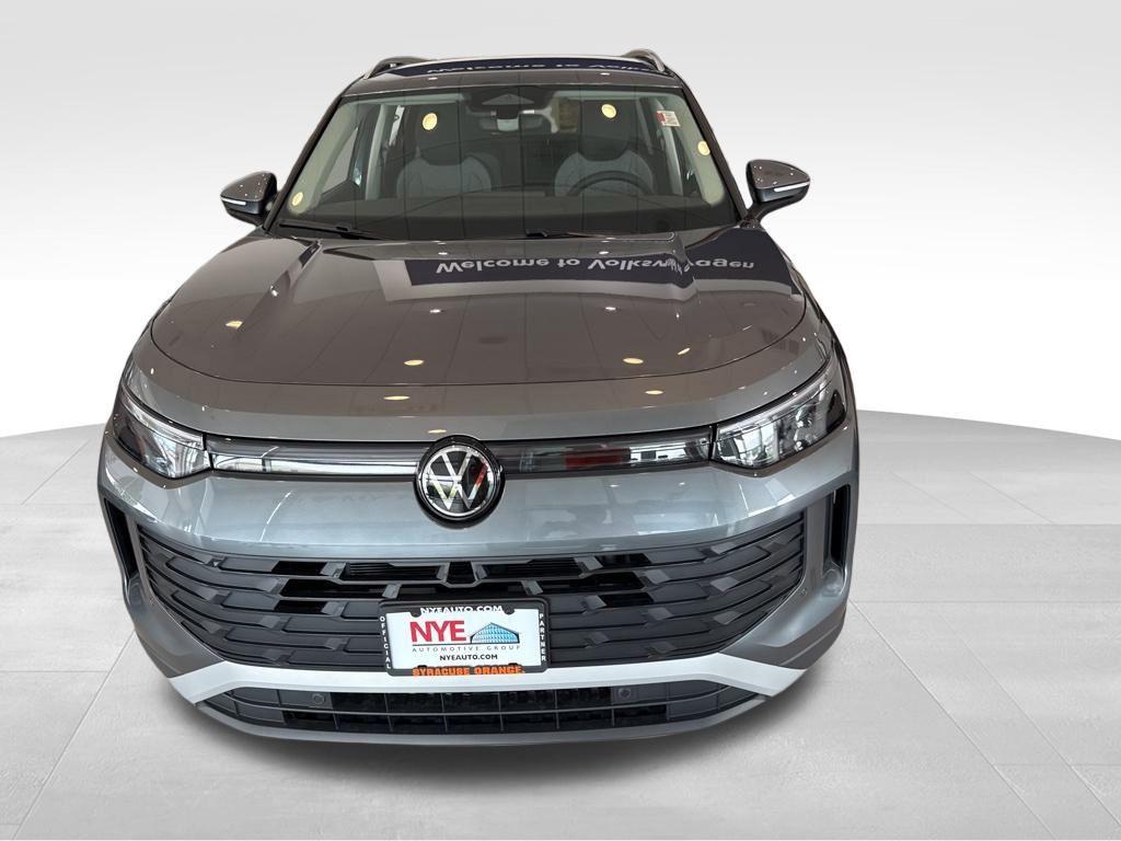 new 2025 Volkswagen Tiguan car, priced at $32,721