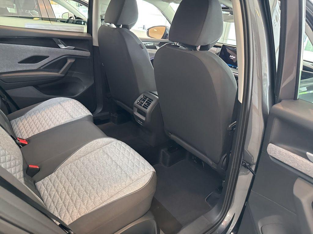new 2025 Volkswagen Tiguan car, priced at $32,721