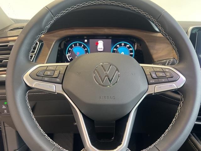 new 2025 Volkswagen Atlas car, priced at $46,622