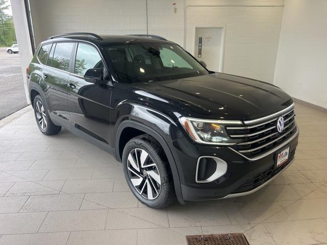 new 2025 Volkswagen Atlas car, priced at $46,622