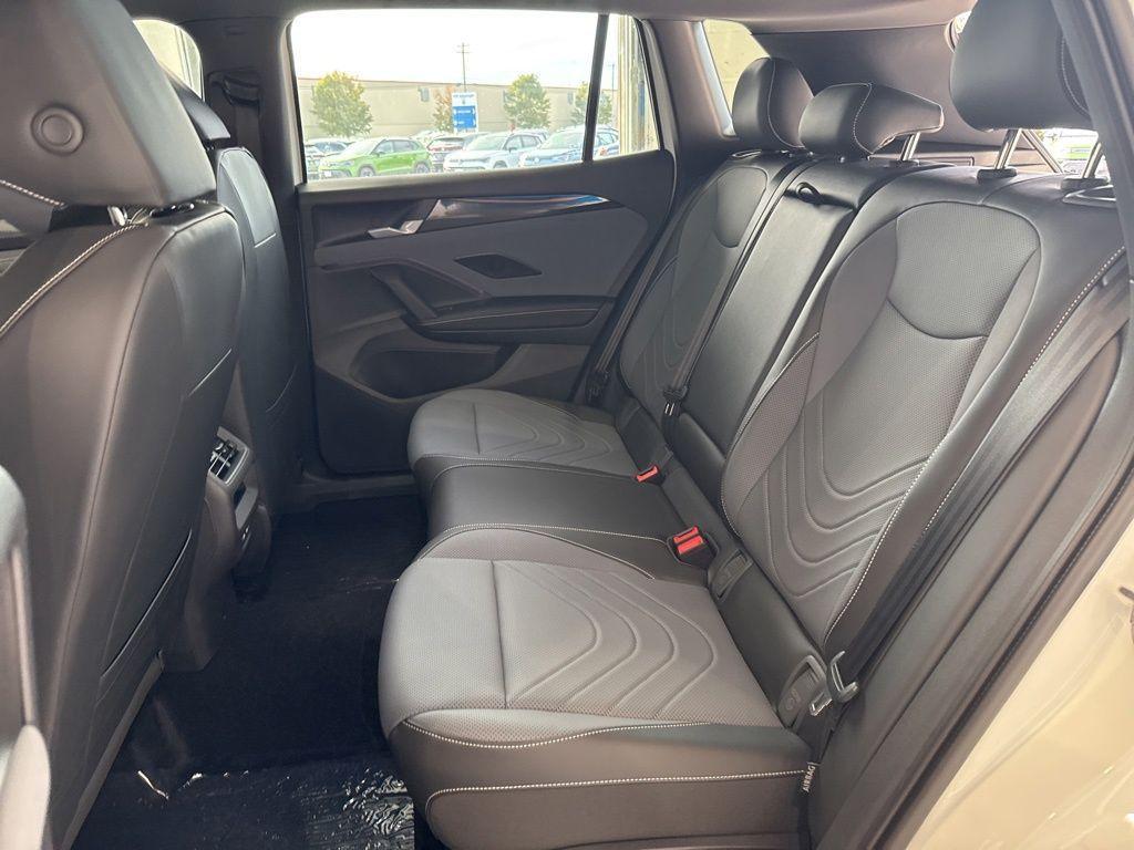 new 2025 Volkswagen Tiguan car, priced at $40,190