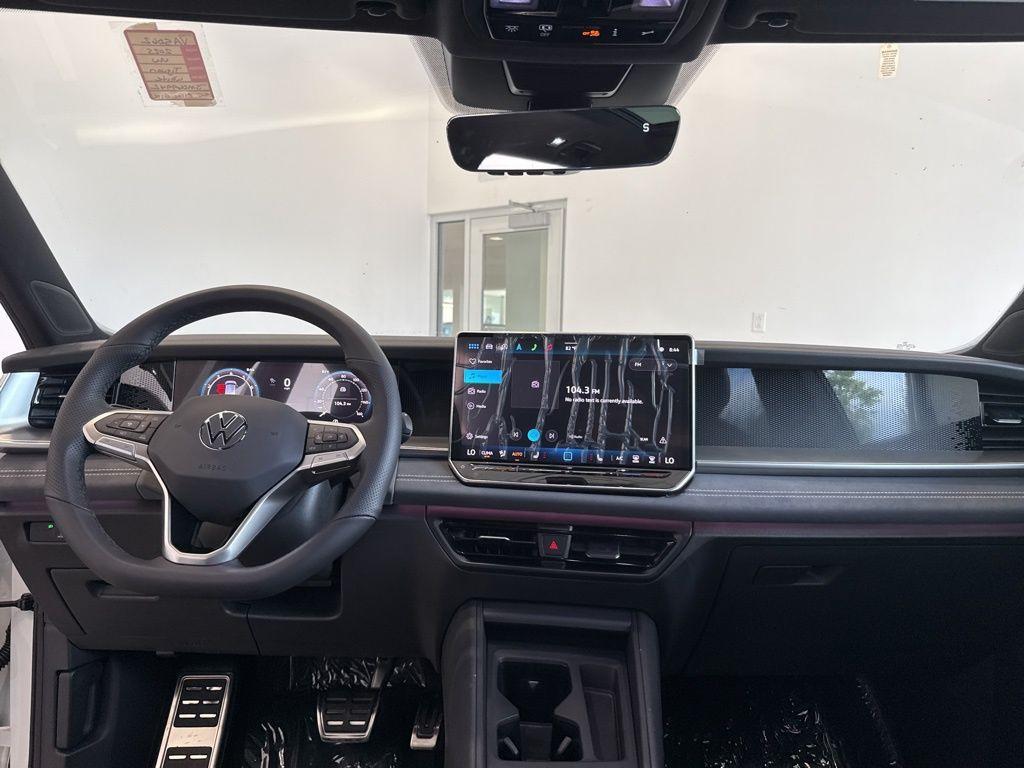 new 2025 Volkswagen Tiguan car, priced at $40,190