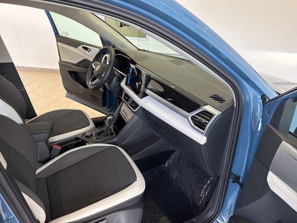 new 2025 Volkswagen Taos car, priced at $32,332