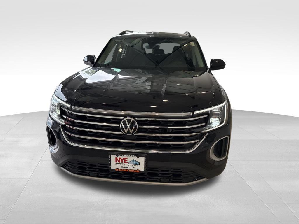 new 2025 Volkswagen Atlas car, priced at $42,577