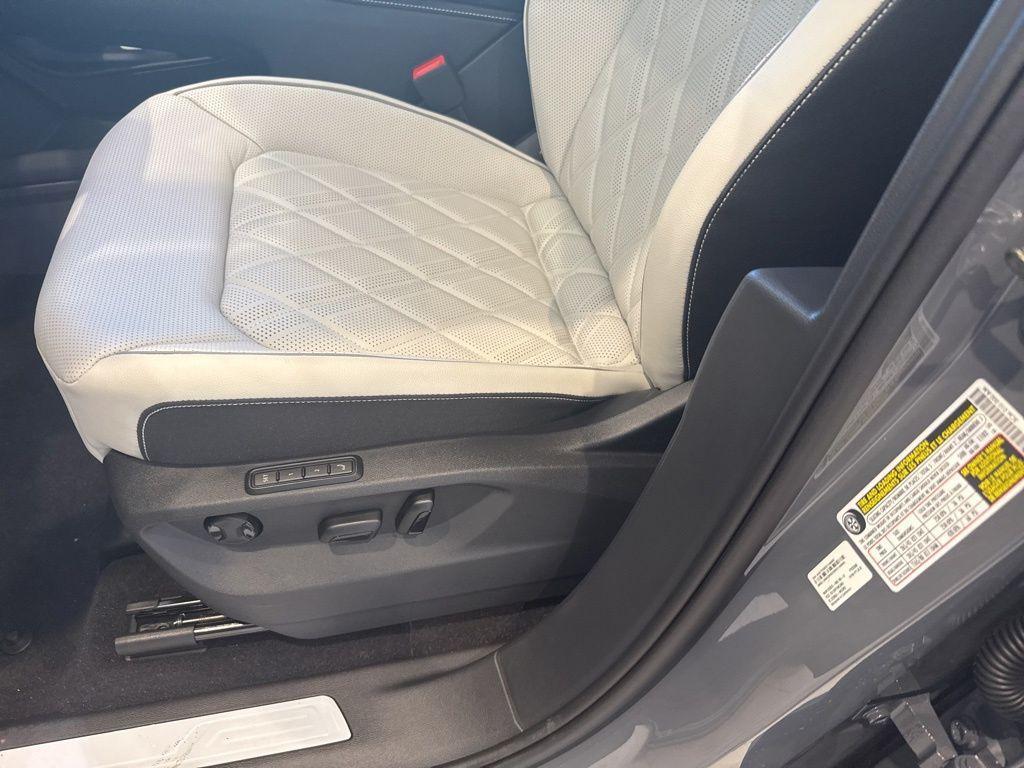 new 2026 Volkswagen Atlas Cross Sport car, priced at $56,186