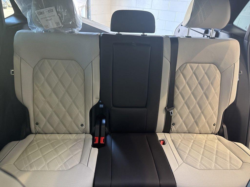 new 2026 Volkswagen Atlas Cross Sport car, priced at $56,186