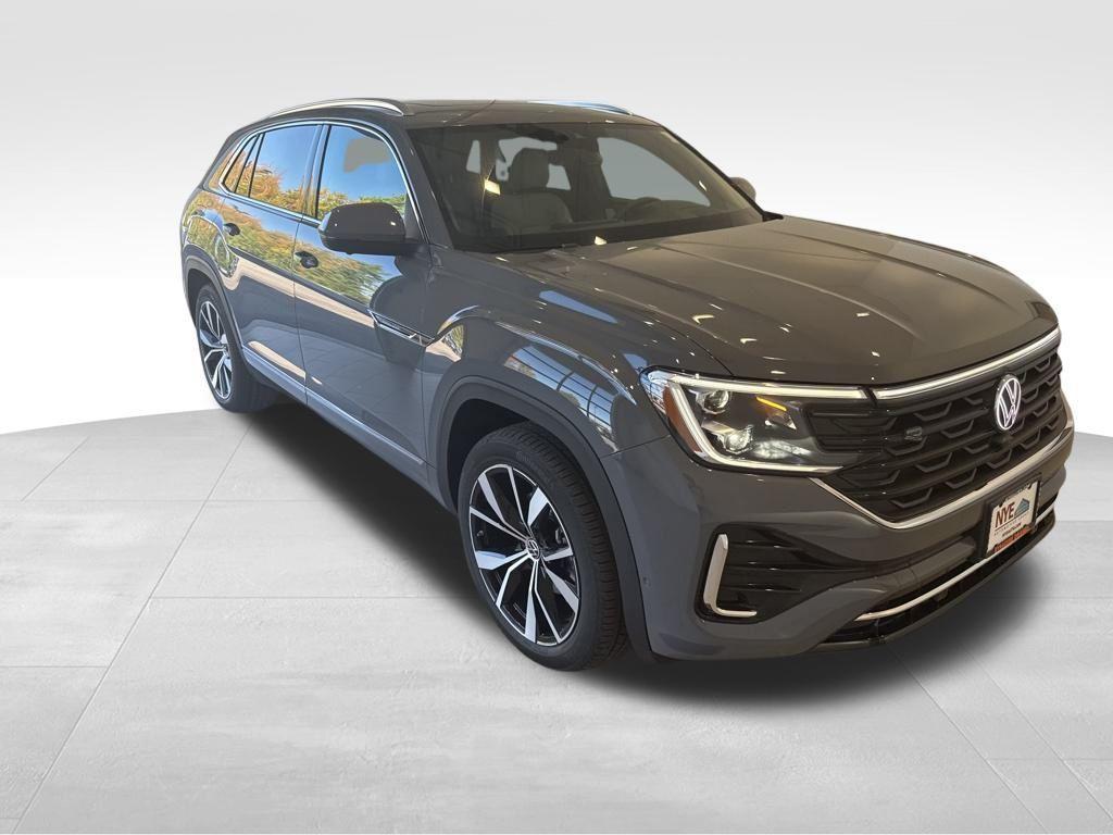 new 2026 Volkswagen Atlas Cross Sport car, priced at $56,186