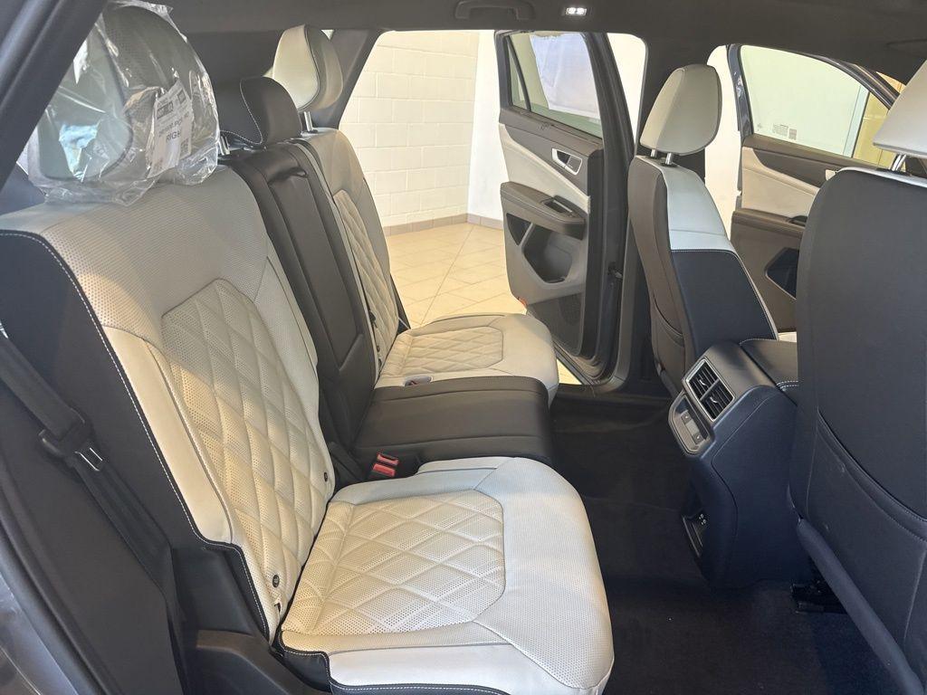 new 2026 Volkswagen Atlas Cross Sport car, priced at $56,186