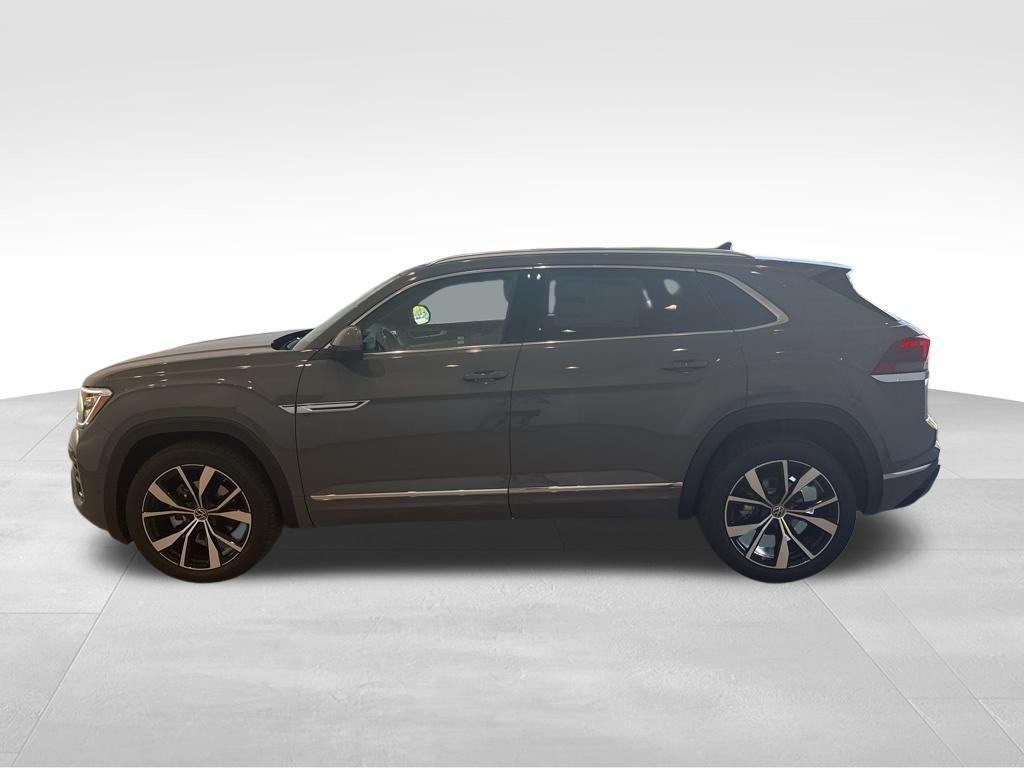 new 2026 Volkswagen Atlas Cross Sport car, priced at $56,186