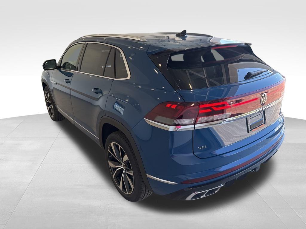 new 2026 Volkswagen Atlas Cross Sport car, priced at $55,731