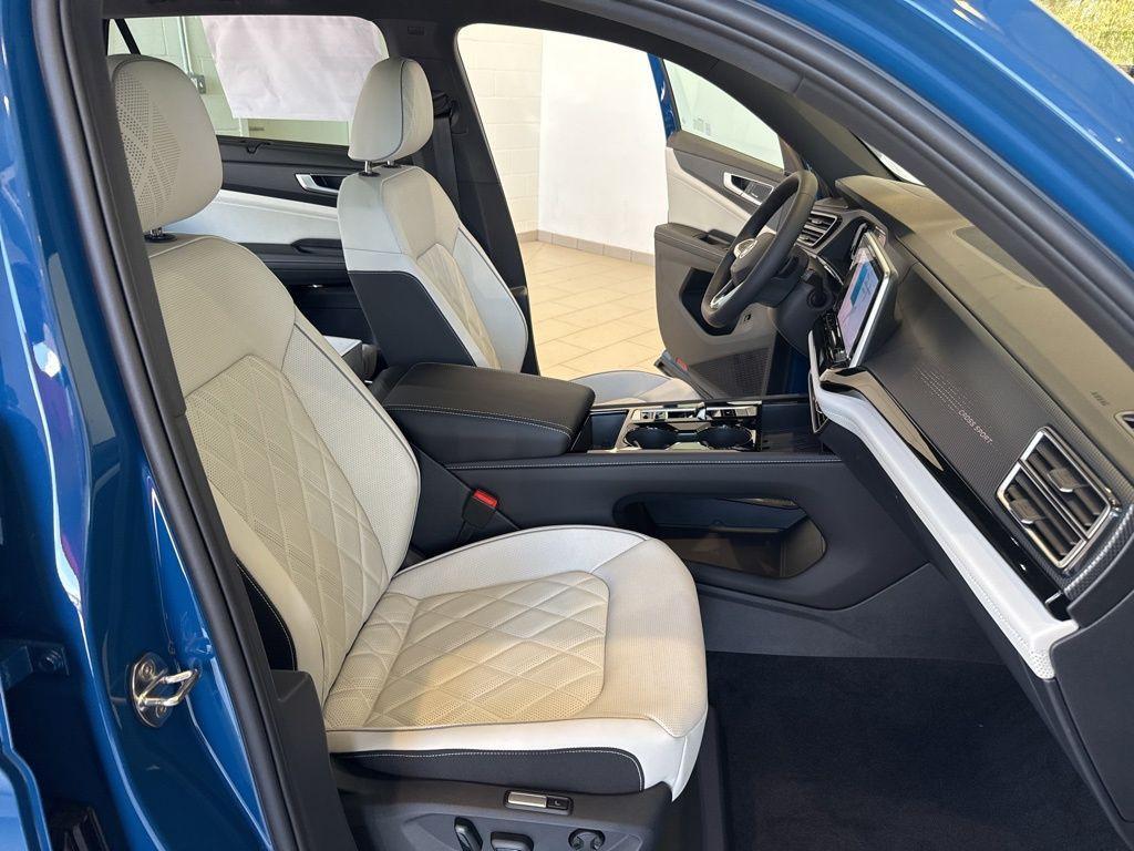 new 2026 Volkswagen Atlas Cross Sport car, priced at $55,731