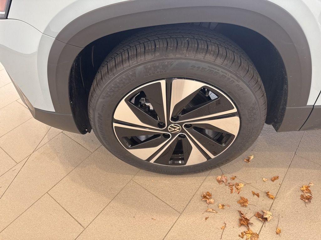 new 2025 Volkswagen Taos car, priced at $32,787