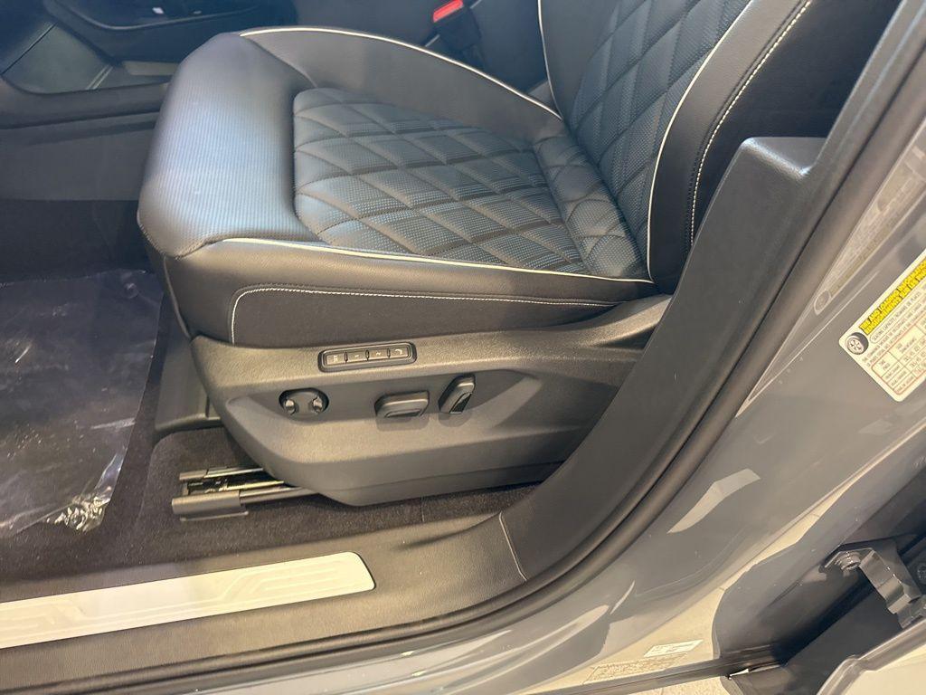 new 2026 Volkswagen Atlas Cross Sport car, priced at $56,186