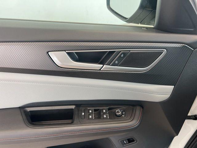used 2024 Volkswagen Atlas car, priced at $43,552
