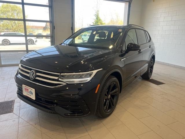 new 2024 Volkswagen Tiguan car, priced at $35,936