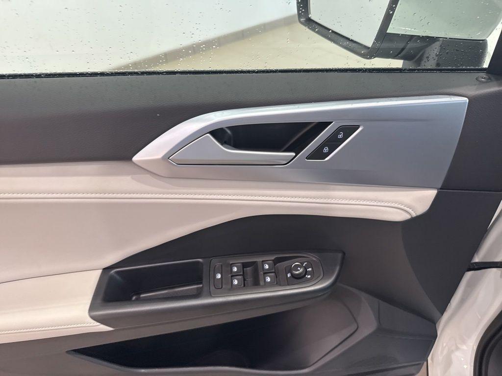 new 2025 Volkswagen Taos car, priced at $32,332