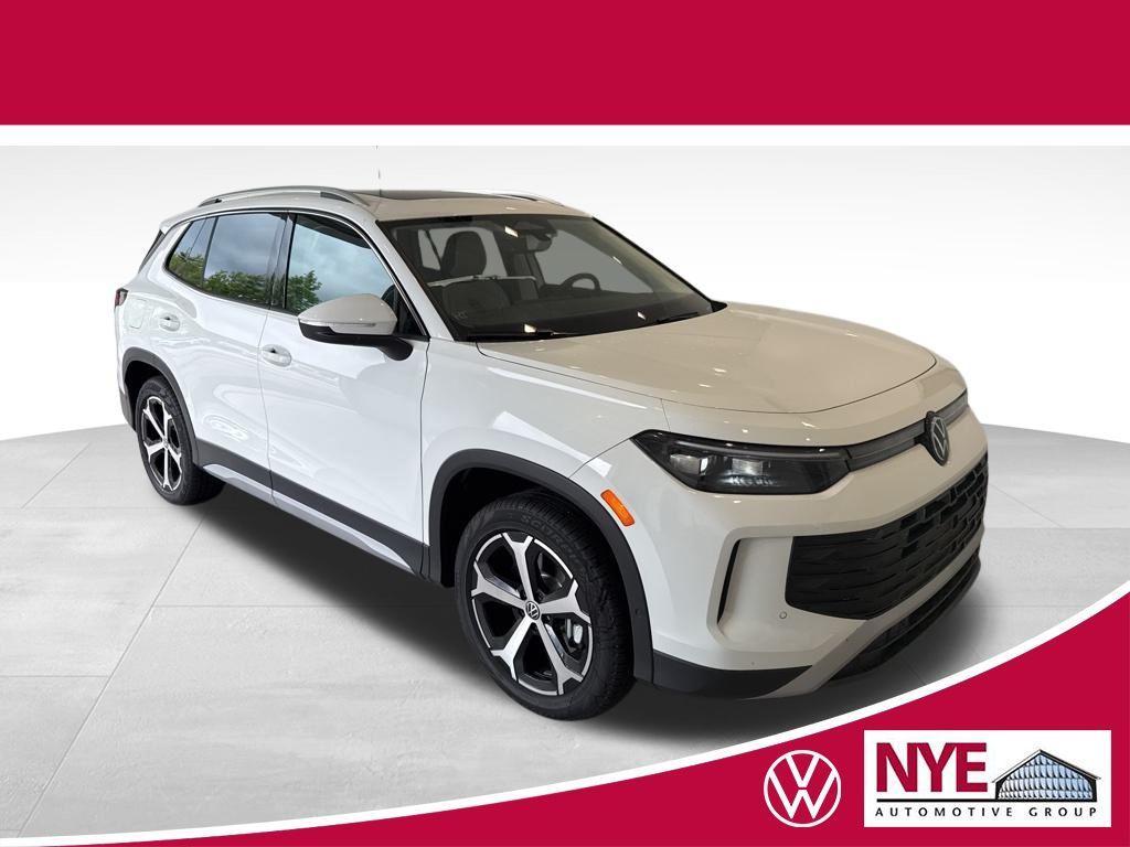 new 2025 Volkswagen Tiguan car, priced at $37,699