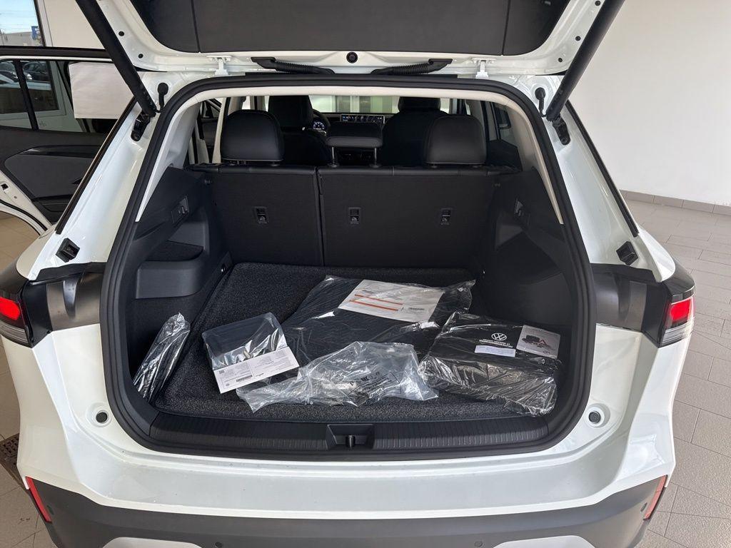 new 2025 Volkswagen Tiguan car, priced at $37,437