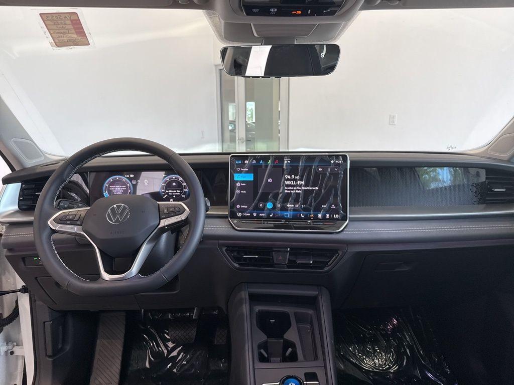 new 2025 Volkswagen Tiguan car, priced at $37,437