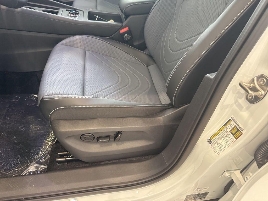 new 2025 Volkswagen Tiguan car, priced at $37,437