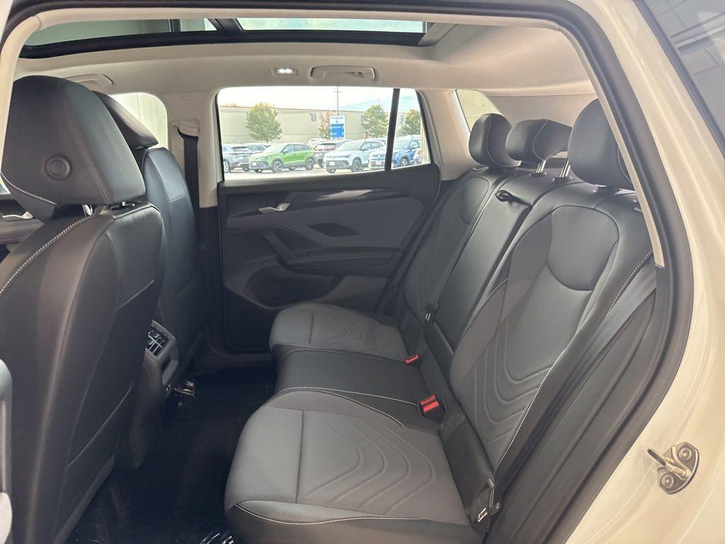 new 2025 Volkswagen Tiguan car, priced at $37,437