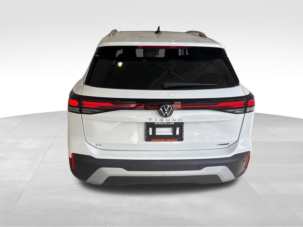 new 2025 Volkswagen Tiguan car, priced at $37,437