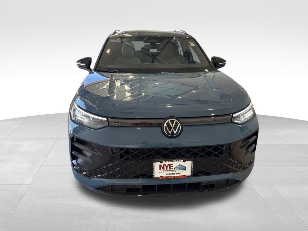new 2025 Volkswagen Tiguan car, priced at $40,472