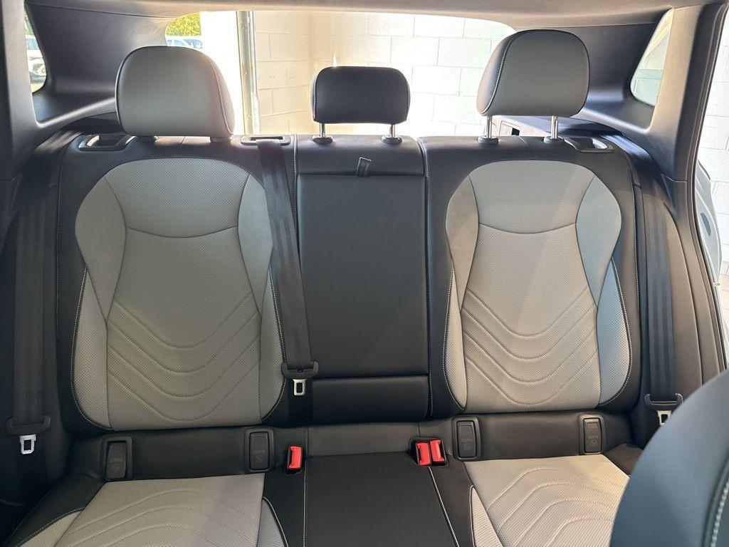 new 2025 Volkswagen Tiguan car, priced at $40,472