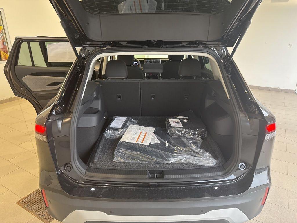 new 2025 Volkswagen Tiguan car, priced at $33,082