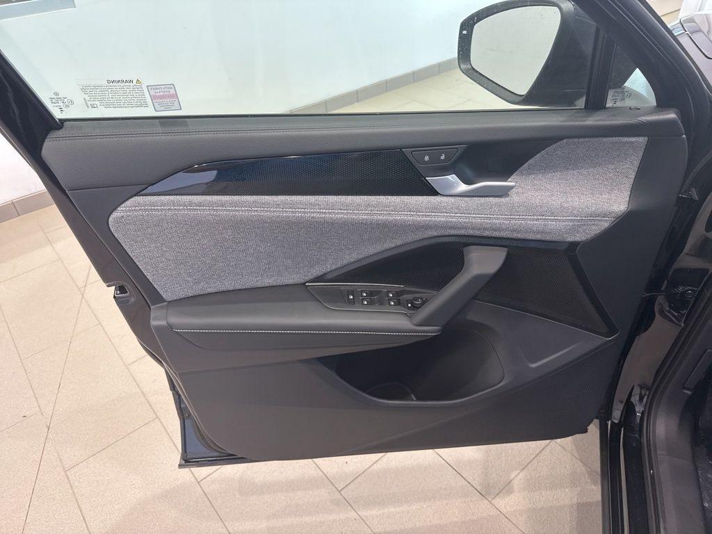 new 2025 Volkswagen Tiguan car, priced at $33,082