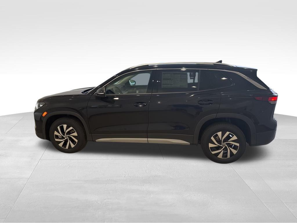 new 2025 Volkswagen Tiguan car, priced at $33,082