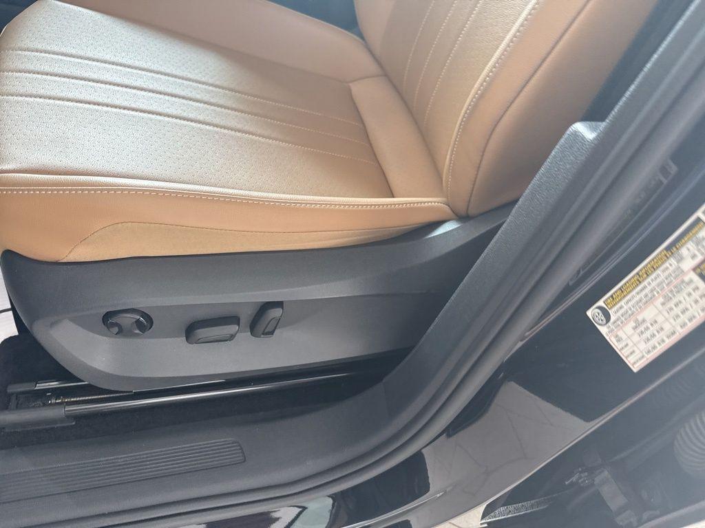used 2023 Volkswagen Tiguan car, priced at $22,383