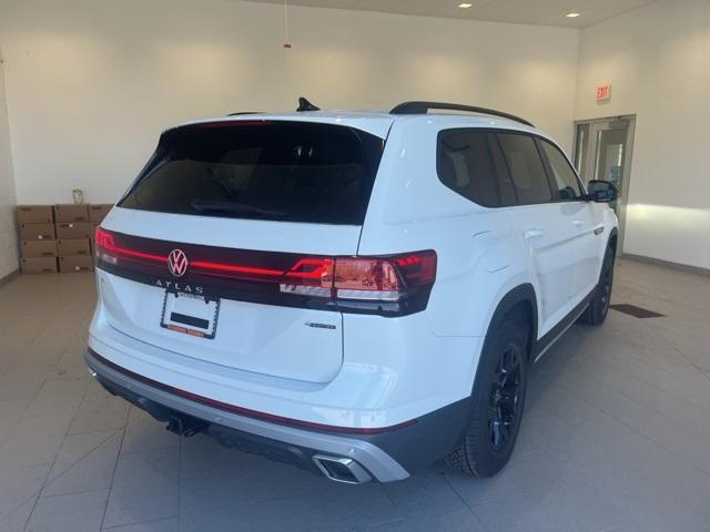 new 2024 Volkswagen Atlas car, priced at $42,836