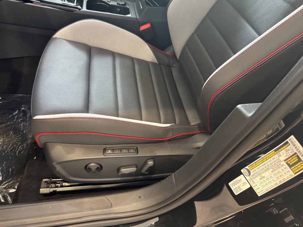 new 2025 Volkswagen Golf GTI car, priced at $41,415