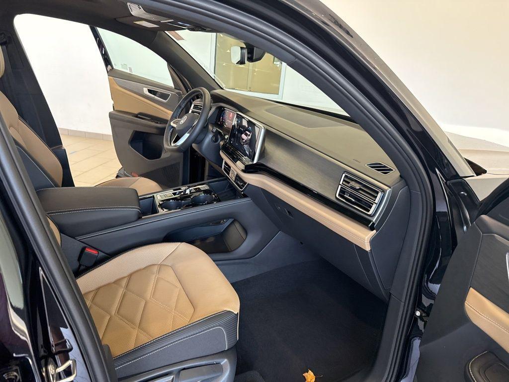 new 2026 Volkswagen Atlas Cross Sport car, priced at $48,526