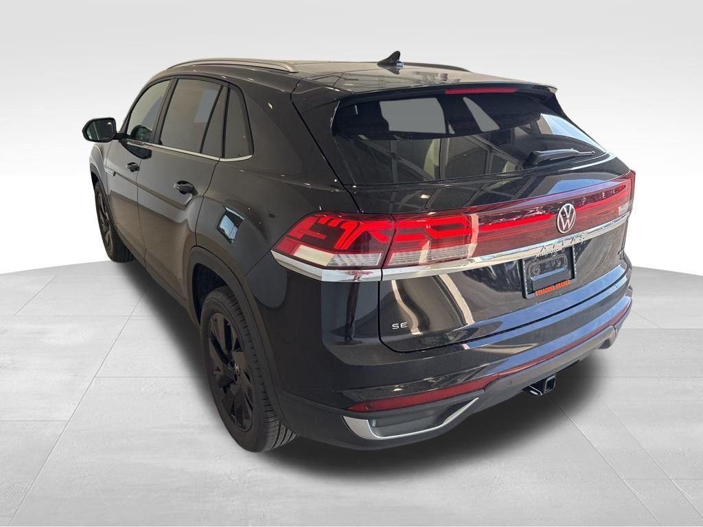 new 2026 Volkswagen Atlas Cross Sport car, priced at $48,526