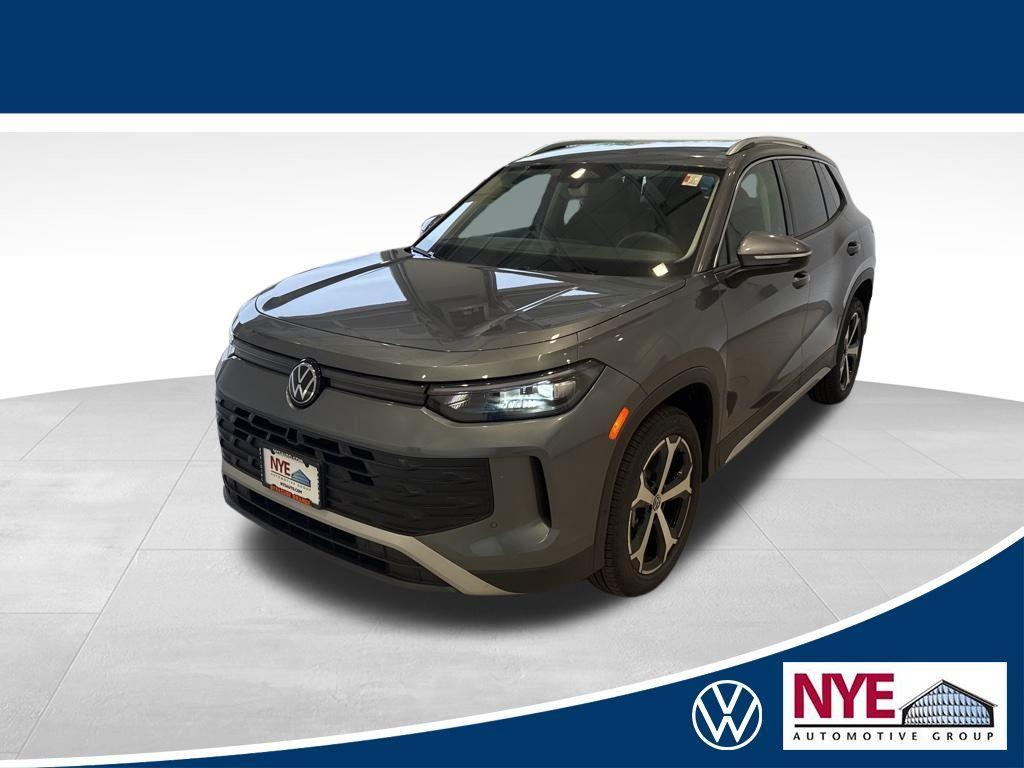 new 2025 Volkswagen Tiguan car, priced at $35,871