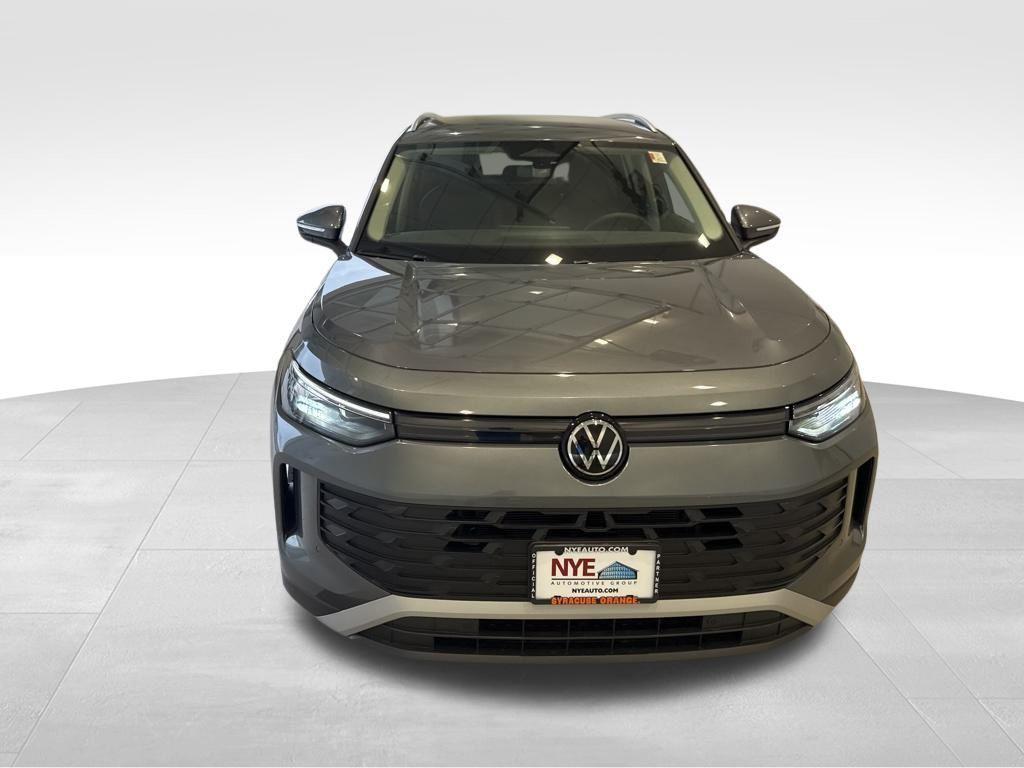 new 2025 Volkswagen Tiguan car, priced at $35,871