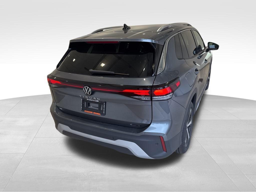new 2025 Volkswagen Tiguan car, priced at $35,871