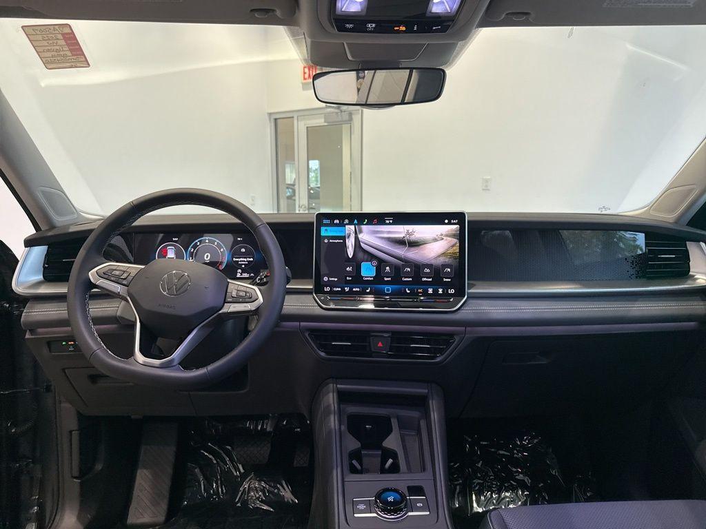 new 2025 Volkswagen Tiguan car, priced at $35,871