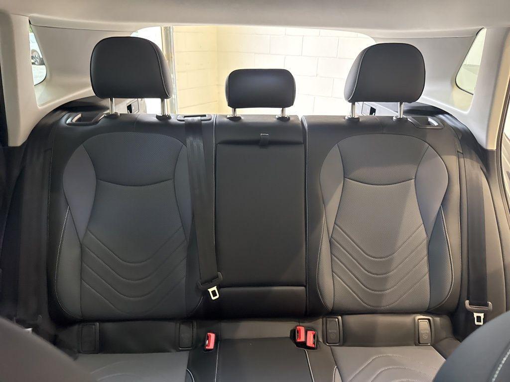 new 2025 Volkswagen Tiguan car, priced at $35,871