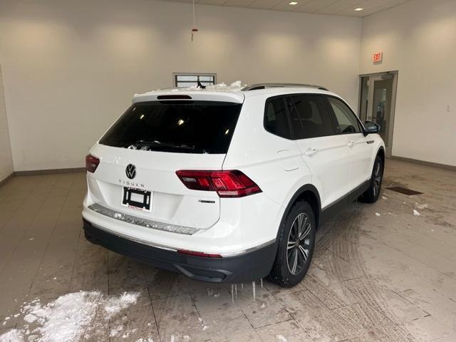 new 2024 Volkswagen Tiguan car, priced at $36,051