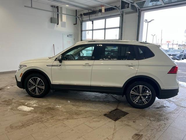 new 2024 Volkswagen Tiguan car, priced at $36,051